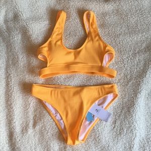 Cupshe ribbed bikini, yellow gold ☀️ medium/small